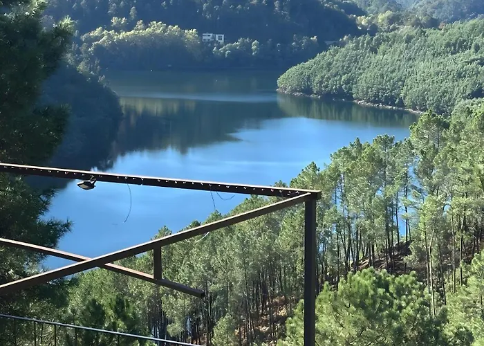 Geres Hideaway Nyaraló *